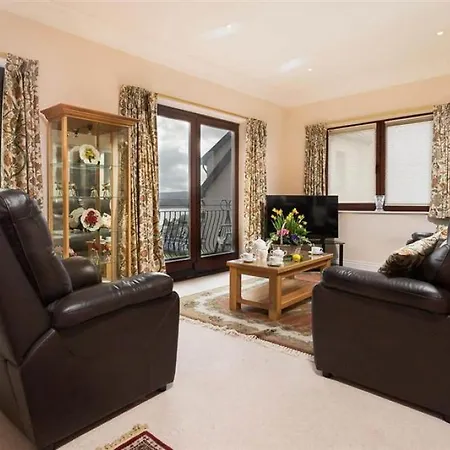 Lake View At Romney Grange بيت للعطل *